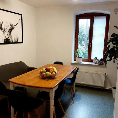 Zentrale - Direkt Am Und In Schlossnähe *