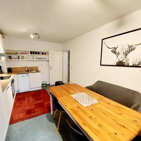 Zentrale - Direkt Am Und In Schlossnaehe