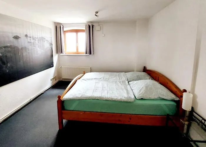 Zentrale - Direkt Am Und In Schlossnaehe *