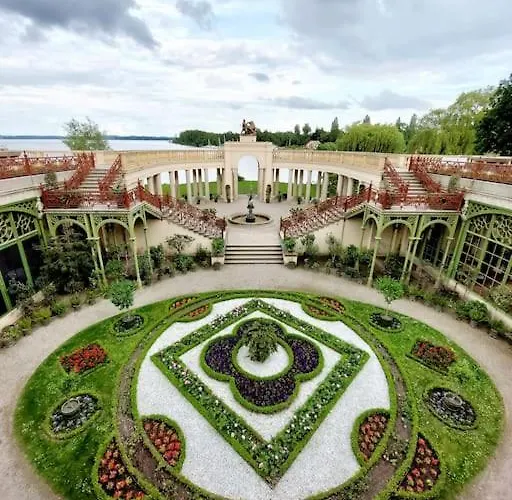 Zentrale - Direkt Am Und In Schlossnaehe * Schwerin (Mecklenburg-Vorpommern)